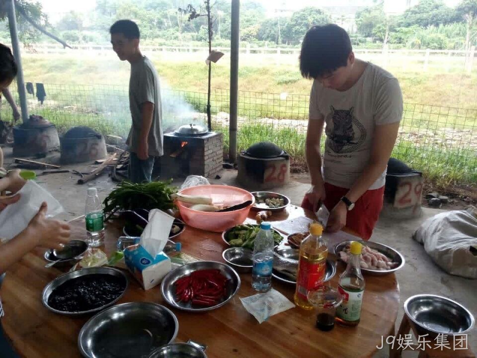 J9娱乐集团的大厨